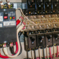 低圧電気取扱作業特別教育